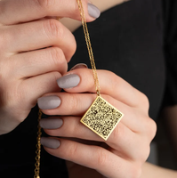 Collier personnalisé avec code QR populaire, message de chanson, image, lien, pendentif de toute forme, charme délicat avec code vocal