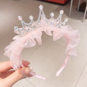 Accessorio per Capelli Corona da Principessa per Bambine, Fiocco in Tulle con Perle, Fascia per Capelli con Pizzo Ricamato e Clip in Tessuto - Product Image 3