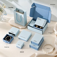 Scatola Regalo per Gioielli Azzurra con Chiusura Magnetica e Motivo Solido per Conservare Anelli, Ciondoli, Bracciali e Collane