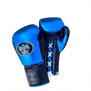 Ensemble de sparring personnalisé No Boxing No Life noir et bleu, comprenant des gants de boxe, un casque de protection et une protection inguinale respirante à lacets - Product Image 4