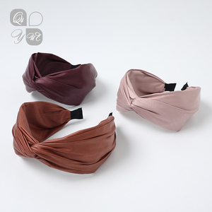QIYUE Wholesale Fashion Accessories Elastic Fashion Solid Color BowKnot PU Leather <strong>Plastic</strong> <strong>Headband</strong> - Product Image 3