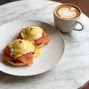 Platos Desechables de Plástico Blancos con Diseño Minimalista <span class=keywords><strong>para</strong></span> Catering, Bodas, Banquetes, Restaurantes, Venta al por Mayor - Product Image 5