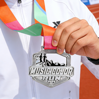 Diseña Tu Propia Medalla Deportiva Ecológica Personalizada de Aleación de Zinc Chapada en Oro con Grabado en Esmalte Suave 3D de 10 cm para Maratón 5K y Fútbol