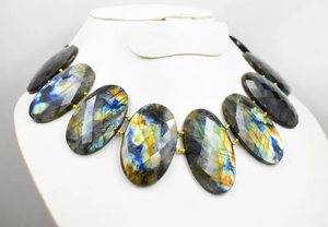 Collier en Labradorite de style bohème classique avec motif de boule de mise en page de pierres précieuses nouvelle chaîne de brin de collier de perles chic pour les fêtes - Product Image 6