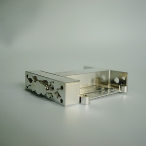 Heruiyun CNC tùy chỉnh dịch vụ Săn Kính thiên văn <span class=keywords><strong>Sight</strong></span> vỏ nhôm bao vây chuyển các bộ phận săn bắn trường hợp gia công Anodizing - Product Image 5