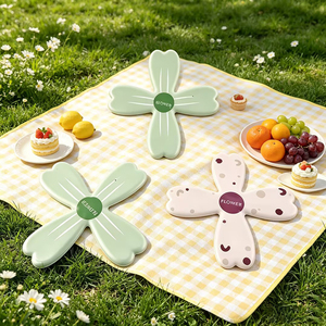 Jouet <span class=keywords><strong>Boomerang</strong></span> Mignon en Forme de Fleur de <span class=keywords><strong>Dessin</strong></span> <span class=keywords><strong>Animé</strong></span> pour Filles et Garçons, Jouet Volant en Mousse pour Activités de Plein Air, <span class=keywords><strong>Boomerang</strong></span> Retourneur à Quatre Feuilles, Petits Cadeaux OEM - Product Image 4
