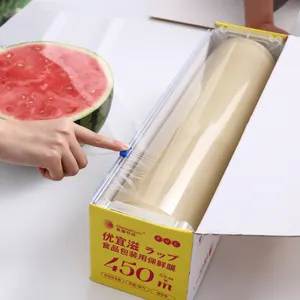 Chine Usine Personnalisé Spécification PVC Cling Film pour Alimentaire Pas Cher Prix Stretch Wrap avec Slide Cutter Clear Food Film