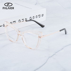 ฟาไลเออร์ แคทอายแว่นตาอ่านหนังสือ TR90 กรอบป้องกันแสงสีฟ้าผู้หญิงแว่นตาแบบเต็มขอบเลนส์พลาโนโลหะ TR90 - Product Image 2