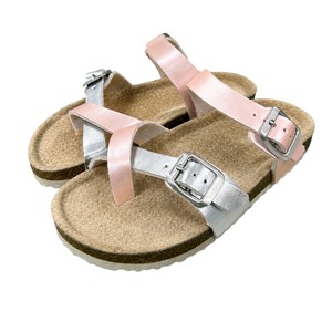 Nouvelles sandales plates en PU pour femmes, confortables et souples, idéales pour les promenades en bord de rivière, avec semelle en EVA et bout ouvert, parfaites pour les excursions du week-end. - Product Image 1