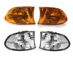 Pièces automobiles pour BMW Série 7 <span class=keywords><strong>E38</strong></span> 99-01 feu d'angle 730i <span class=keywords><strong>735i</strong></span> clignotant 63138379108 feu latéral - Product Image 1