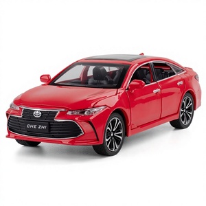 Modèle de <span class=keywords><strong>voiture</strong></span> Land Cruiser LC300 à l'échelle 1:24 en métal moulé sous pression avec télécommande, son, lumière et fonction de recul - Jouet de construction en métal - Product Image 4