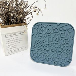 Silicone Pet Slow Food <b>Mat</b> for Dogs <b>Cats</b> Non-Slip Suction Pet Feeding Bowl Plate Pad Pet Supplies ODM OEM - Product Image 2
