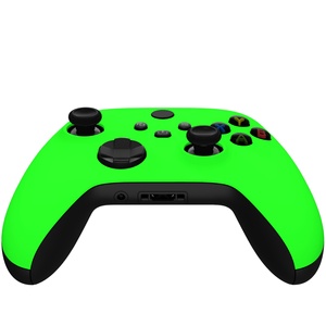Coque personnalisée néon pour manette Xbox Series X/S avec finition douce au toucher - Product Image 3