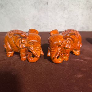 Ornements d'éléphant sculptés <span class=keywords><strong>en</strong></span> <span class=keywords><strong>bois</strong></span> <span class=keywords><strong>massif</strong></span> rouge ébène, une paire de cadeaux mascotte <span class=keywords><strong>en</strong></span> <span class=keywords><strong>bois</strong></span> - Product Image 4