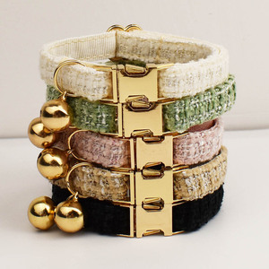 ปลอกคอแมวแบบใหม่น่ารัก สลักชื่อได้ หลายสี คุณภาพดี มีระฆัง - Product Image 1
