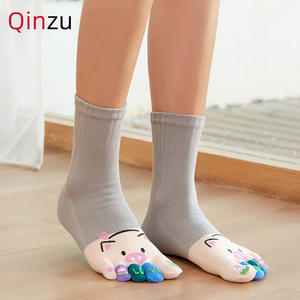 Calzini in Cotone Lavorati a Maglia all'Ingrosso, Calze Invernali da Donna a Lunghezza Caviglia, Design Unico a Cinque Dita, Assorbenti, per <span class=keywords><strong>Taobao</strong></span> Tmall - Product Image 4