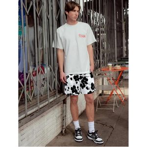 Shorts imprimés floraux personnalisés pour hommes, respirants avec poches, décontractés, streetwear, athlétiques, pour la course à pied - Product Image 2