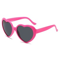 Lunettes de soleil promotionnelles Ranguo en forme de cœur avec logo et couleurs personnalisés, verres UV400 pour Halloween, branding et cadeaux d'entreprise