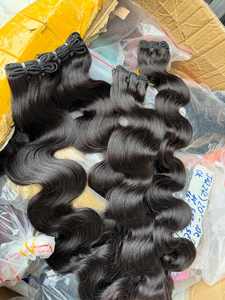 Venta al por mayor de cabello virgen rizado birmano y cabello humano liso vietnamita sin procesar para extensiones, de proveedor de cabello con cutícula alineada. - Product Image 1