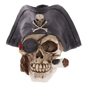 Polyresin cráneo adornos decorativos para pirata gótico cráneo con puro para niños amigo y elemento de decoración