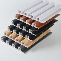 Panel de Revestimiento de Pared Interior Moderno, Ecológico, de WPC, Geométrico, 3D, Acanalado, Impermeable, Insonorizante e Ignífugo