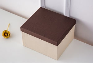 Tasses en porcelaine fine avec couvercle en forme de tête pour le thé de l'après-midi au bureau – Ensemble de tasses à thé élégant - Product Image 4