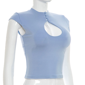 Viviblook J26TP207 T-shirt d'été pour femme, nouveau haut court uni à manches courtes et découpe sur la poitrine - Product Image 2