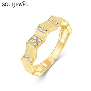 Bague Éternité Ondulée en Moissanite Plaqué Or 18K Souljewel, Forme Géométrique Irrégulière en Argent S925, Couleur D, VVS, Sertissage Invisible - Product Image 2