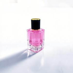 Service OEM : Créez votre propre marque de parfum unisexe 50 ml de style français haut de gamme, avec flacon personnalisé et étiquette privée. - Product Image 2