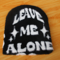 Groothandel Oem Custom Logo Unisex Acryl Jacquard Wintermuts Vrouwen Kids Warme Ski Pet Overal Print Jacquard Gebreide Muts