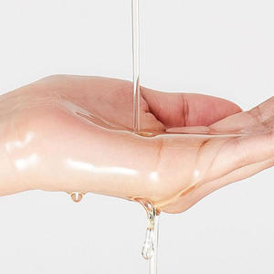 น้ำยาล้างเครื่องสำอางสูตรอ่อนโยนจากสารสกัดเซนเทลล่าและคาเมลเลีย ออยล์ สำหรับทำความสะอาดผิวหน้าอย่างล้ำลึก เหมาะสำหรับทุกสภาพผิว ใช้ได้ทุกวัน (ขายส่ง) - Product Image 5