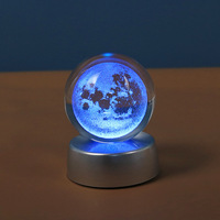 Boule de cristal galaxie gravée au laser 3D personnalisée et créative, base lumineuse, ornement de bureau en verre, décoration de la maison, cadeau d'anniversaire