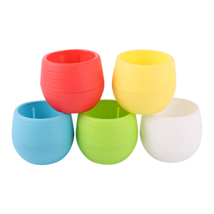 Vaso per <span class=keywords><strong>Piante</strong></span> in Plastica Mini Carino Colorato Rotondo Semplice per Giardino Ufficio Casa Balcone Scrivania - Product Image 1
