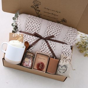 Squisiti Cesti <span class=keywords><strong>Regalo</strong></span> Rustici in Lana per Donne - Pacchetto Spa e Cura Personale, Regali di <span class=keywords><strong>Natale</strong></span>, Compleanno, Condoglianze - Product Image 1