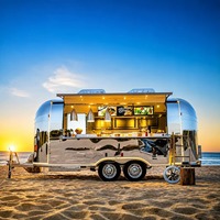 Trailer Makanan Mobile Serat Kaca Roda Ganda Merah Putih Dilengkapi Penuh Dapur Katering Komersial Truk Es Krim Custom Wave