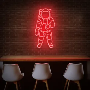شعار جداري مخصص مصنوع من النيون يشبه رجل الفضاء بعرض 30 بوصة للإعلانات المضيئة بشحن مباشر من Concept