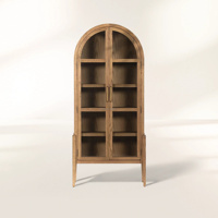 Bibliothèque en chêne cintrée avec portes vitrées pour villa, bibliothèque ouverte Hattie, vitrines hautes à portes vitrées, armoires de classement en bois, buffets