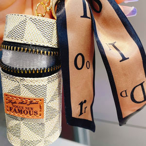 עיצוב מותאם אישית האחרון שפתון אריזה איפור אופנתי מארגני תיבת אחסון עור עם מחזיק - Product Image 4