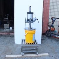 18L 20L 25L Semi Automatique Pneumatique Industriel En Plastique Baril Peinture Seau Tambour Capsuleuse Capsuleuse Usine Personnalisé Prix