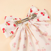 Barrettes à cheveux double couche imprimé fraise mignonnes pour enfants, accessoires décoratifs pour filles, nœuds pour la décoration de la nuque