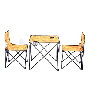 テーブルと椅子セットキャンプカスタマイズポータブル折りたたみ屋外家具金属製のテーブルと椅子