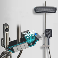 Ensemble de douche numérique gris moderne à quatre fonctions, système de douche de luxe à effet pluie, système de douche à touches piano pour hôtels