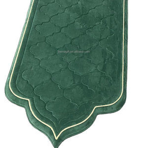 Tapis de prière Sejadah pour musulmans, design marocain, extra épais, confortable, de haute qualité, en velours doux, motif brodé, mousse - Product Image 1