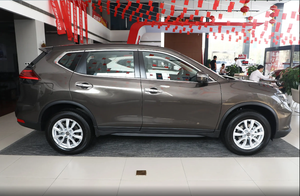 SUV 4x4 de Luxe Turbo 4 Cylindres 4L Sièges Sombres Essence Voiture d'Occasion 2023 Nissan X-Trail Qijun Automatique Conduite à Gauche Voyage - Product Image 2