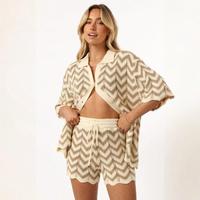 Ensemble deux pièces décontracté pour femme, tricoté, coupe ample, pour l'été, avec short de plage à rayures ondulées et cardigan boutonné