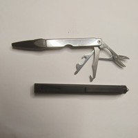 Couteau militaire tout métal Rapporteur à lumière LED Tournevis ouvre-bouteille Elegant 1.0mm Plastique Sports Promotionnel 0.7mm