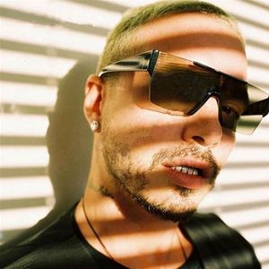 Gafas de Sol Cuadradas de Moda con Logotipo Personalizado, Lentes de Espejo Extra Grandes, Planas, con Protección UV400, sin Montura, de una Sola Pieza, para Hombre y Mujer - Product Image 2