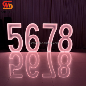 Nouveauté SMOOTH : Grandes lettres et chiffres LED RGB personnalisables en fer pour décoration de mariage et d'anniversaire - Product Image 4