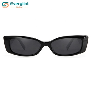 Occhiali da Sole Polarizzati <span class=keywords><strong>di</strong></span> Tendenza con Lenti Piccole Stile Cat Eye, Montatura in Acetato Rettangolare per Donne e Uomini - Product Image 1