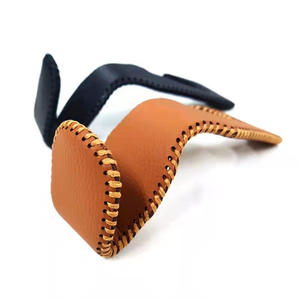 Crochet de suspension en cuir haut de gamme pour dossier de siège de voiture, accroche-tête multifonctionnel pour voiture, accessoire créatif pour l'intérieur du siège arrière - Product Image 5